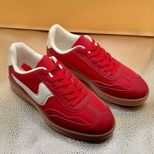La Sheelah Red Sneakers